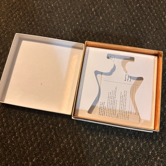 Bond No. 9 Saks Fifth Avenue NYC (BOX ONLY) - Picture 3 of 4